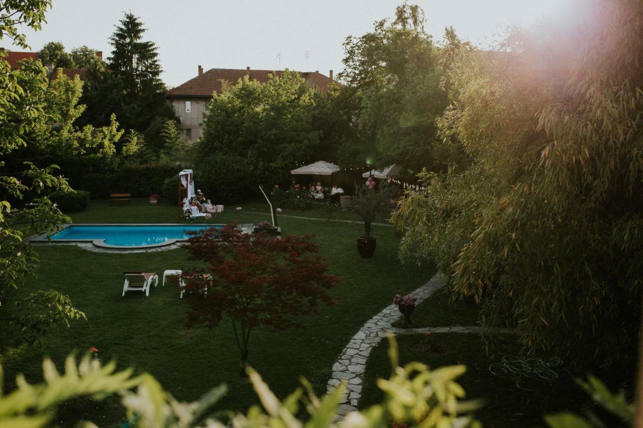 Hotel La Residenza Timisoara Bagian luar foto