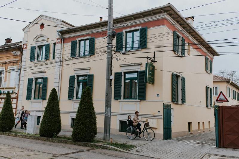 Hotel La Residenza Timisoara Bagian luar foto